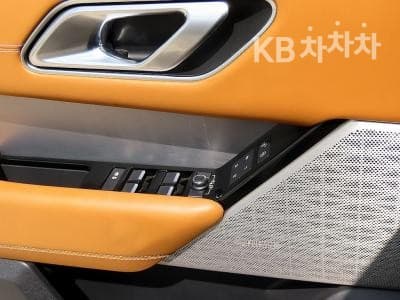 Land Rover Range Rover 벨라3.0 D300 R-Dynamic HSE - 12