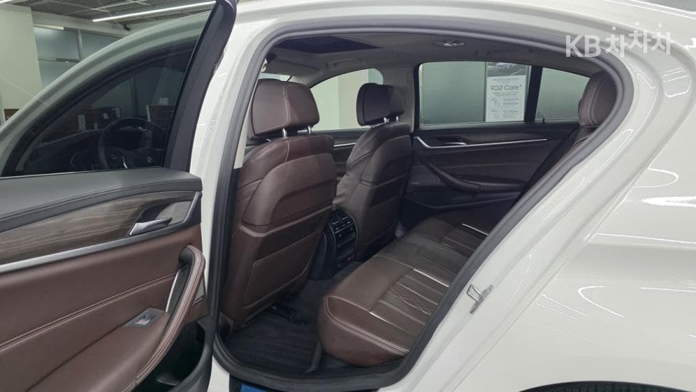 BMW 올New5 Series (G30)530i Luxury Line Plus - 13