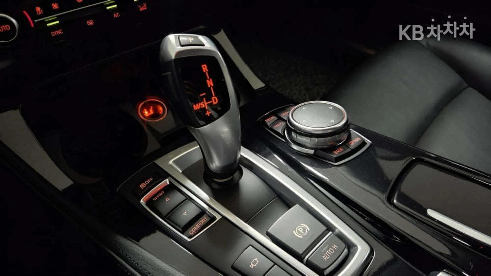 BMW New5 Series520d Pro 에디션 F10 - 9