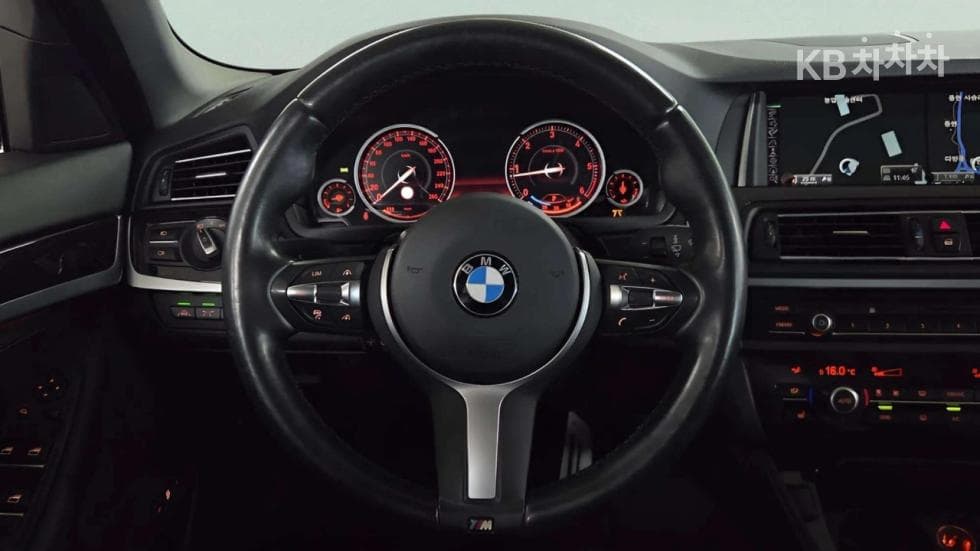 BMW New5 Series520d Pro 에디션 F10 - 12