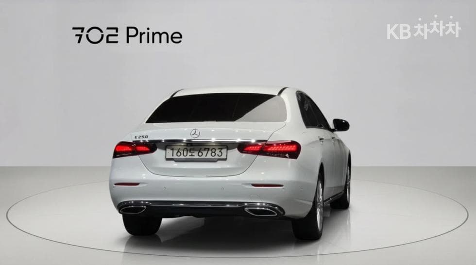 Mercedes-Benz E-Class (W213)E250 Exclusive - 4