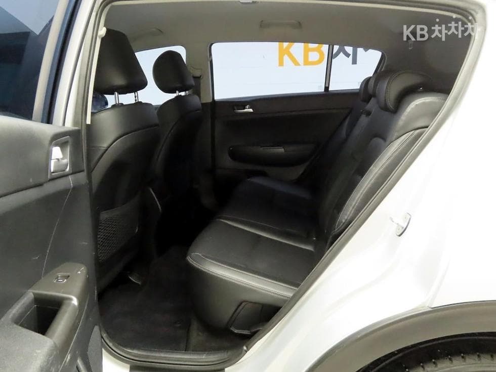 Kia Sportage 더 볼드Smart스트림 D 1.6 Diesel 2WD Trendy - 12