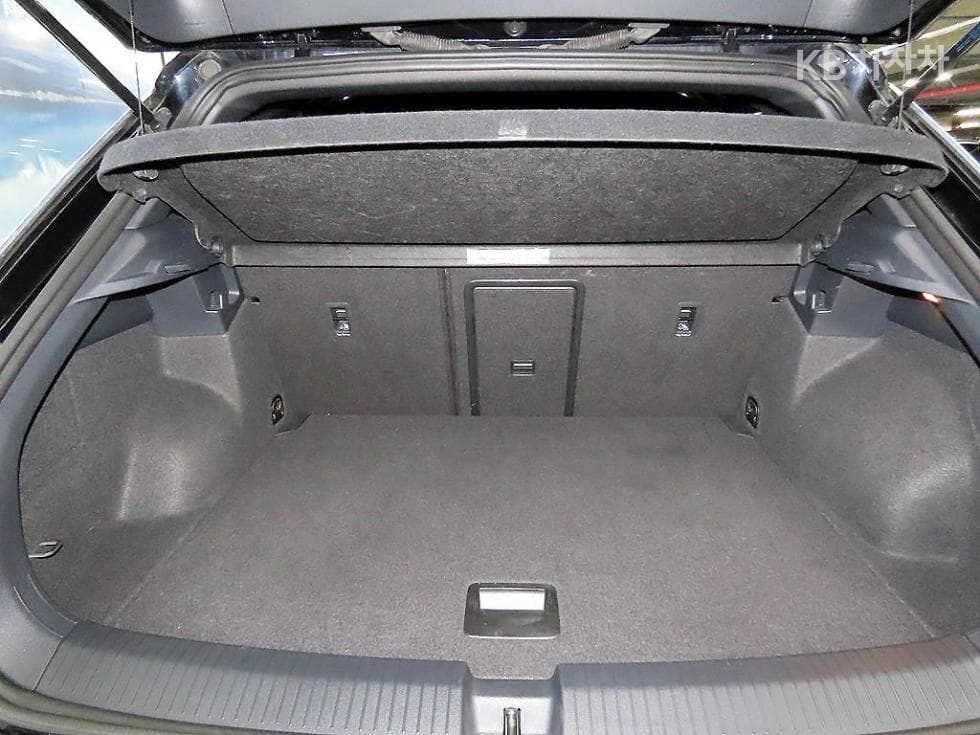 Volkswagen T-Roc2.0 Turbo Diesel Injection Premium - 18