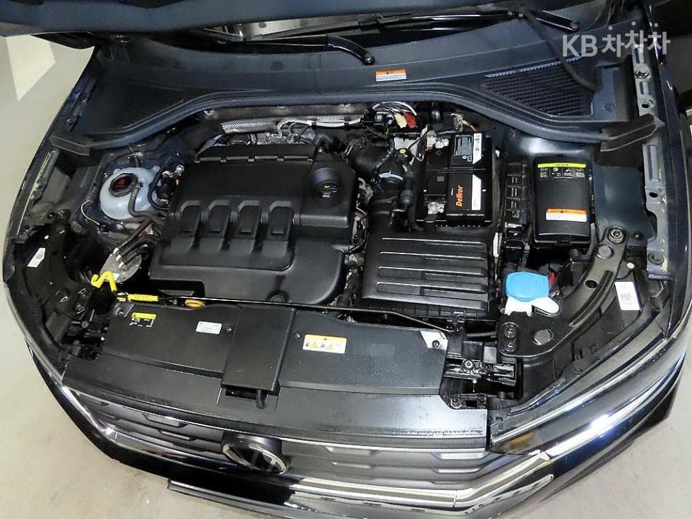 Volkswagen T-Roc2.0 Turbo Diesel Injection Premium - 19