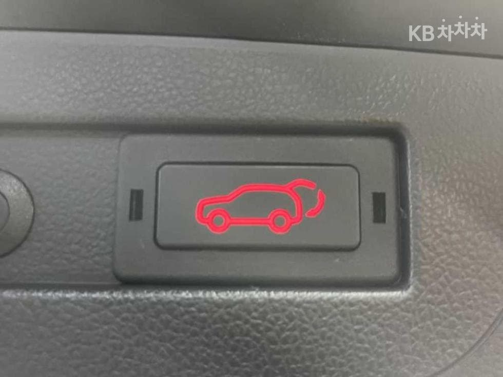 KG Mobility G4 Rexton2.2 4WD 화이트 에디션 - 7