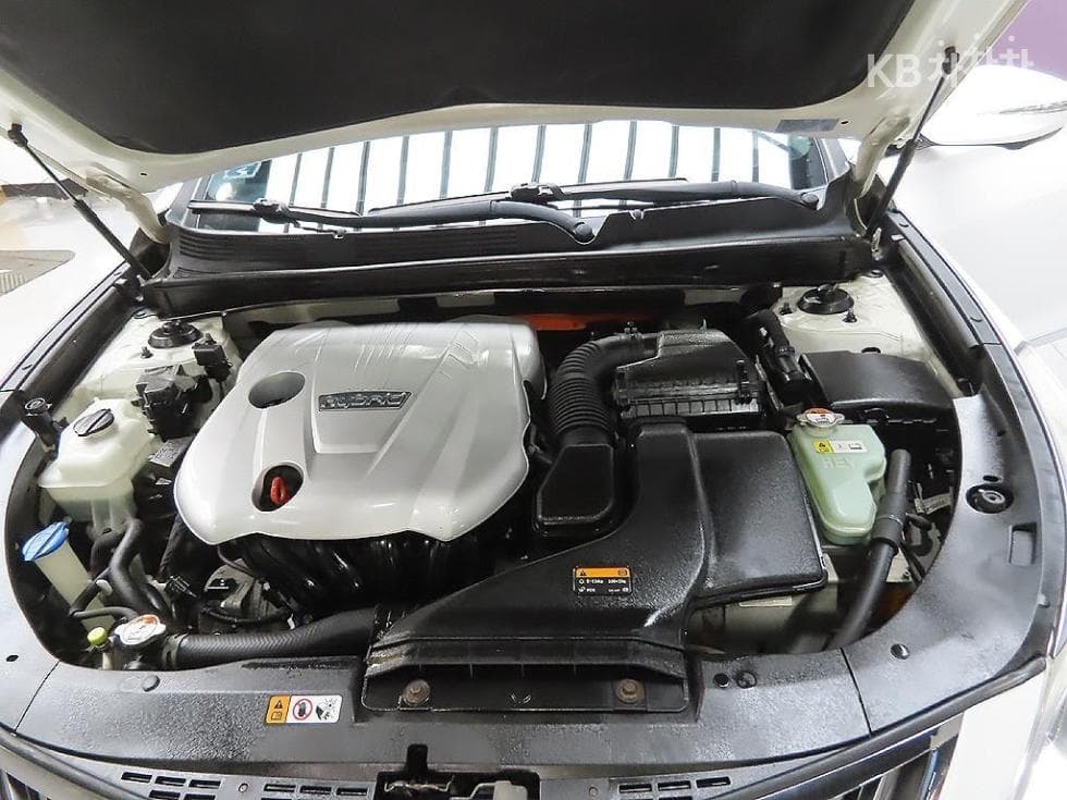 Hyundai Grandeur (Azera) HybridPremium - 8