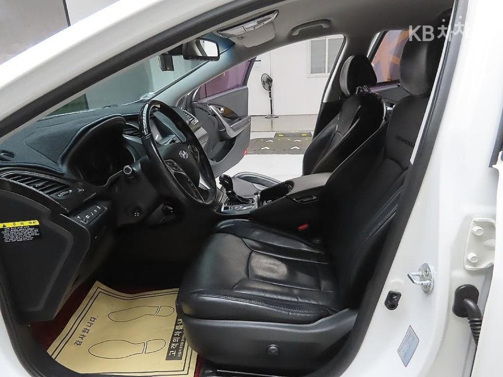 Hyundai Grandeur (Azera) HybridPremium - 11
