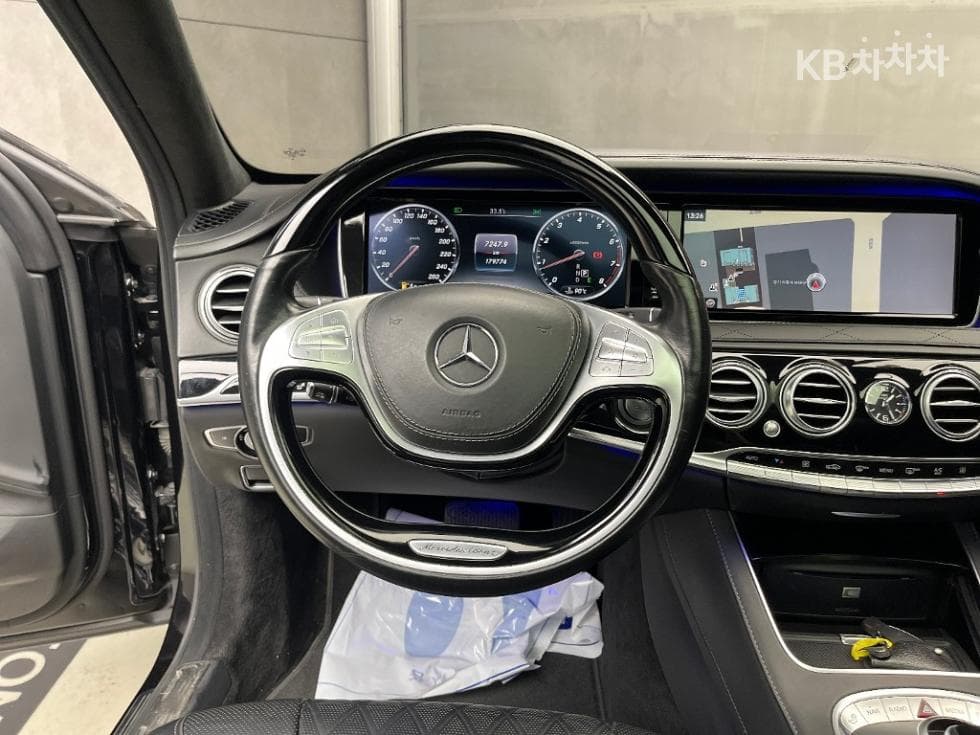 Mercedes-Benz Нов S-КласMaybach S 500 Стандартен - 9