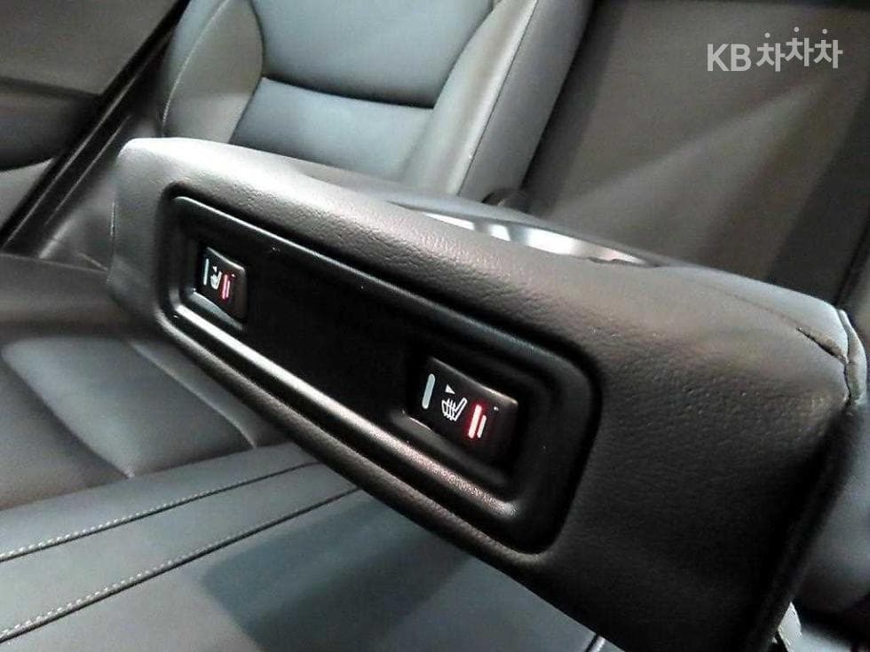 Renault Korea The New (facelift) QM62.0 GDe 2WD LE - 13