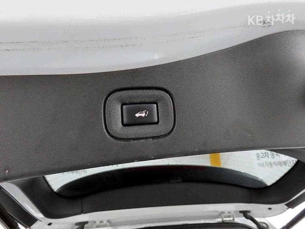 Renault Korea The New (facelift) QM62.0 GDe 2WD LE - 18