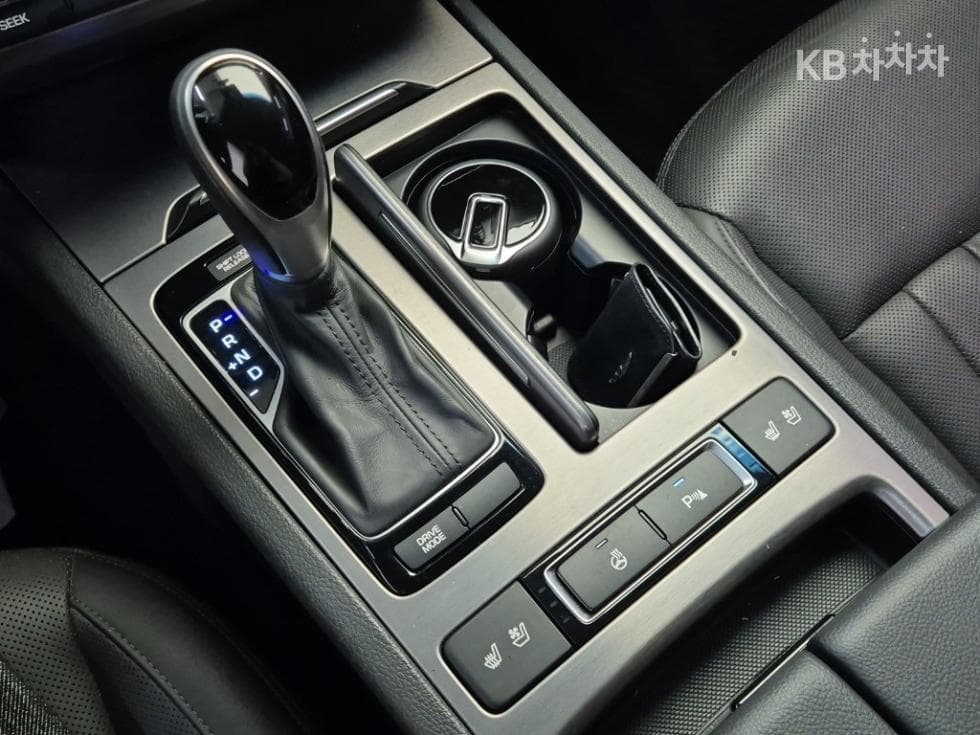 Hyundai GenesisDHG330 Modern AWD Standard - 8