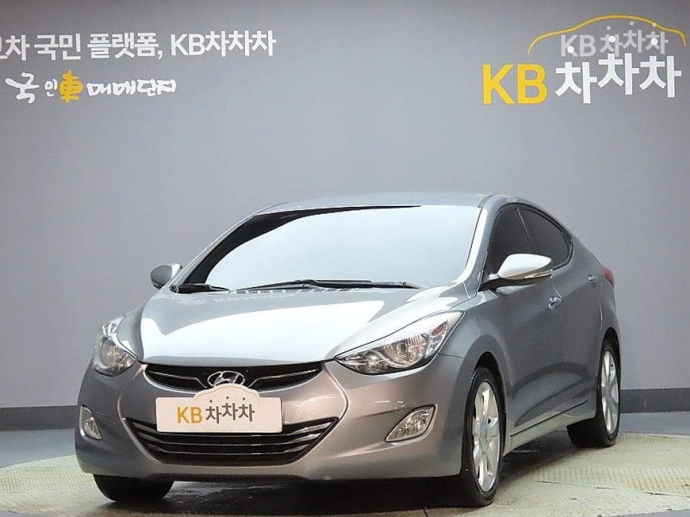 Hyundai Avante (Elantra)MD M16 GDi TOP - Image 1