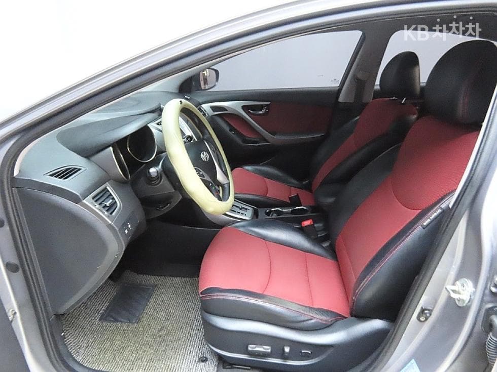 Hyundai Avante (Elantra)MDM16 GDi TOP - 10