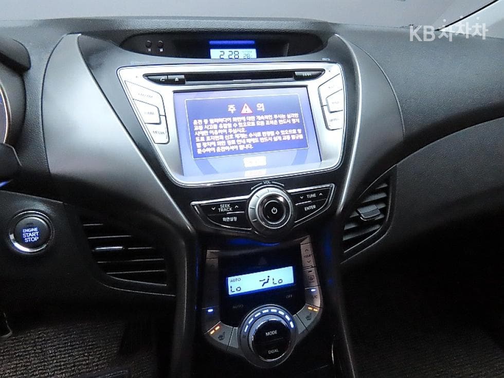 Hyundai Avante (Elantra)MDM16 GDi TOP - 16