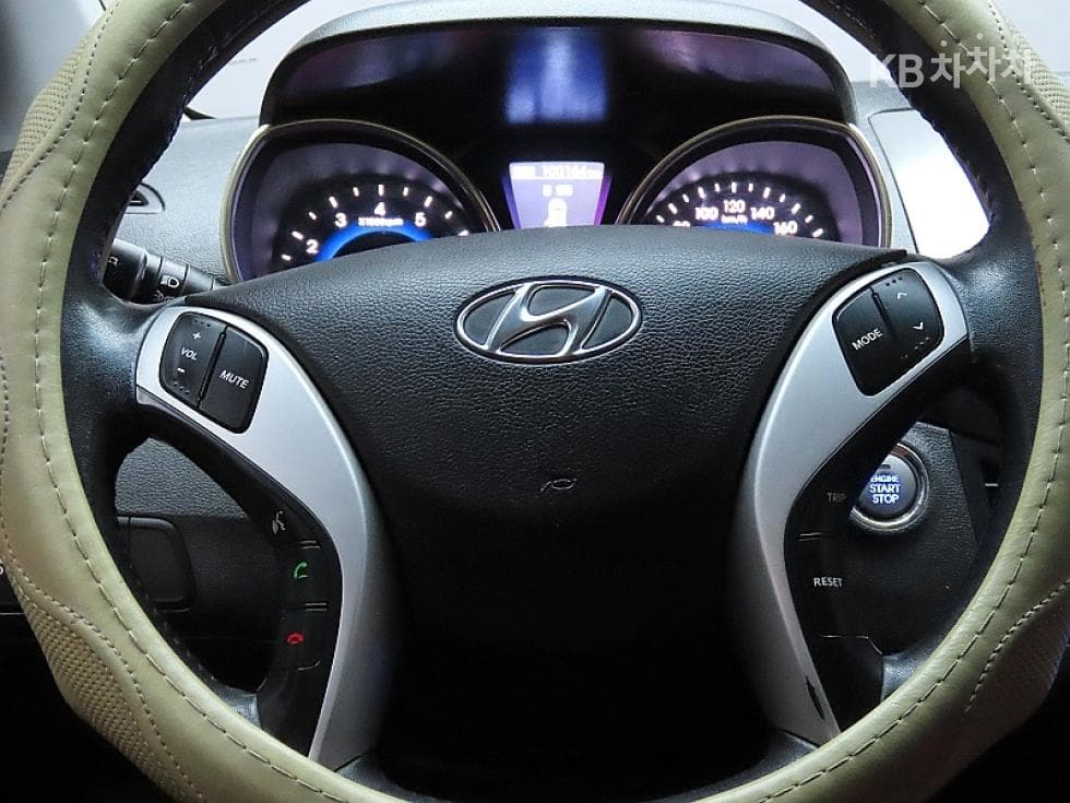 Hyundai Avante (Elantra)MDM16 GDi TOP - 17