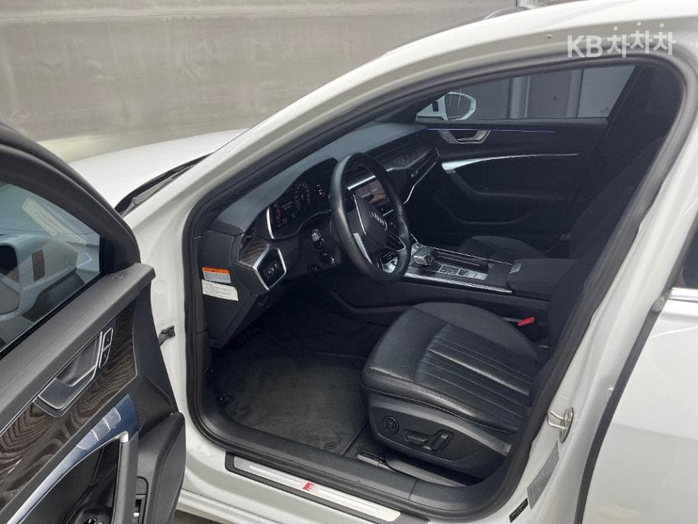 Ауди A6(C8)45 TFSI Premium - 5