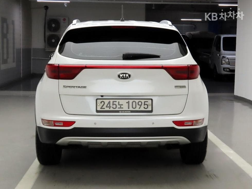 Kia Sportage 4th generationDiesel 2.0 2WD Prestige - 3