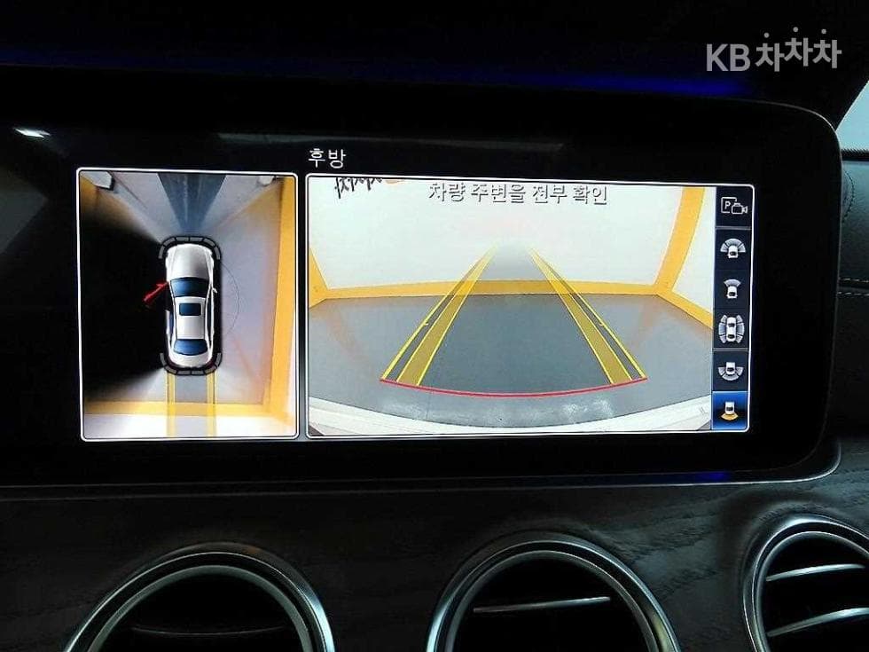 Mercedes-Benz E-Class (W213)E300 Avantgarde - 17