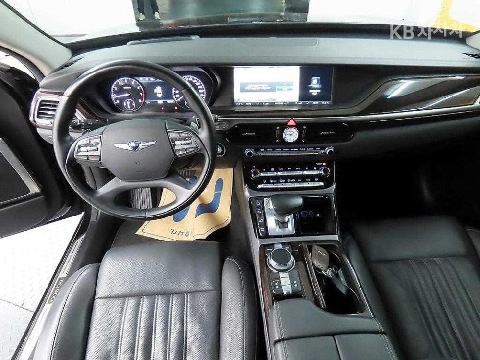 Genesis EQ9003.8 GDI AWD Premium Luxury - 7