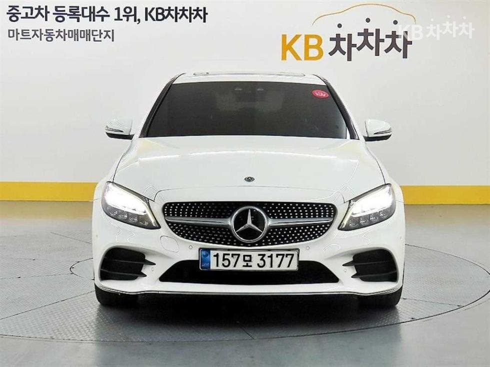 Mercedes-Benz The New (facelift) C-Class C200 AMG Line - Image 1