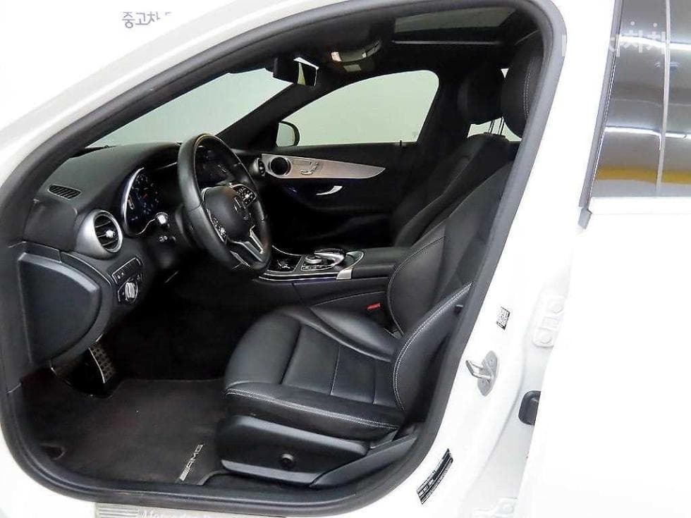 Mercedes-Benz The New (facelift) C-ClassC200 AMG Line - 5