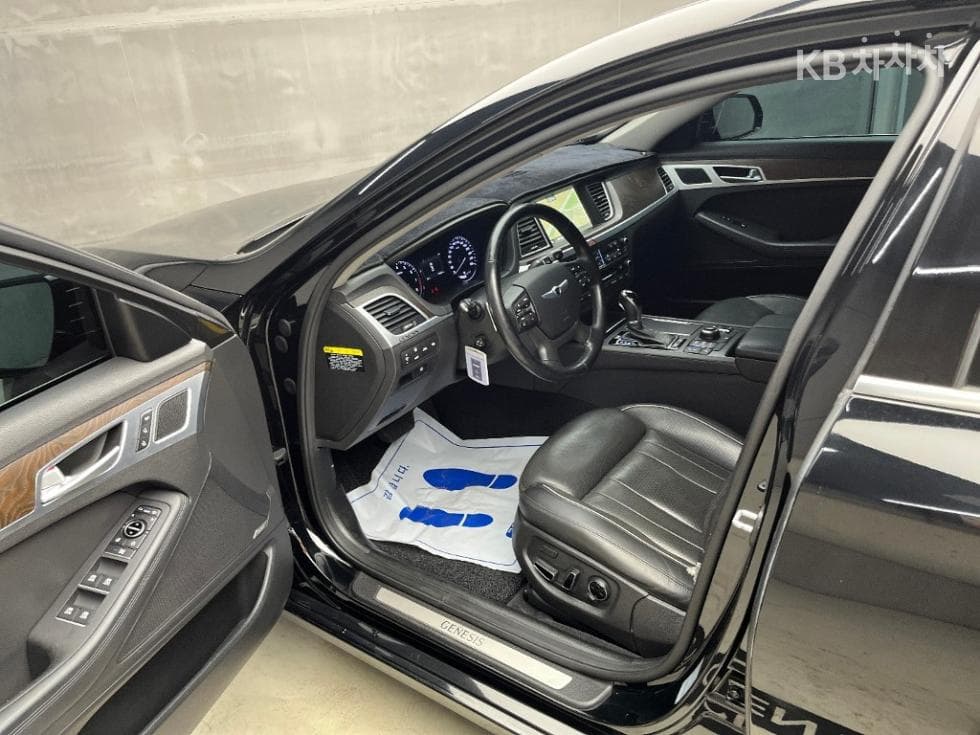 Хюндай ДженезисDHG330 Premium AWD - 5