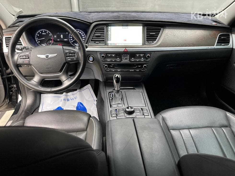 Хюндай ДженезисDHG330 Premium AWD - 7