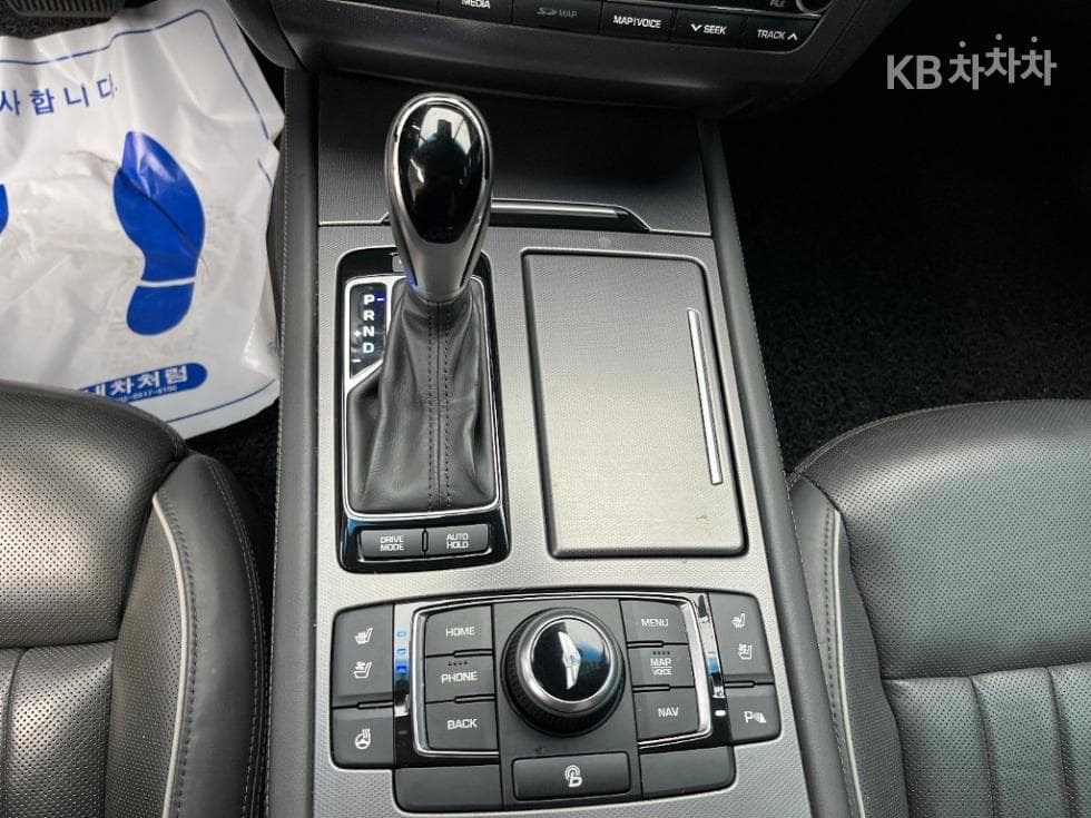 Хюндай ДженезисDHG330 Premium AWD - 10