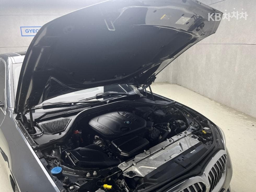BMW 3 Series (G20)320d xDrive Luxury Line - 16