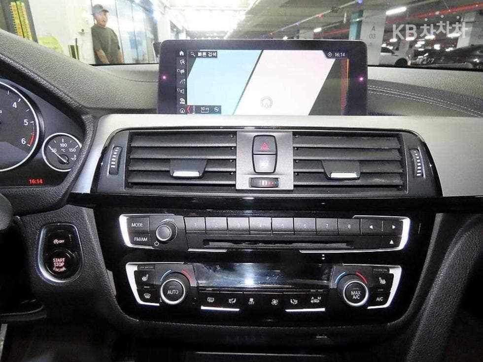 BMW 4시리즈 (F32)420d 그란Coupe F36 Luxury 라Seater - 11