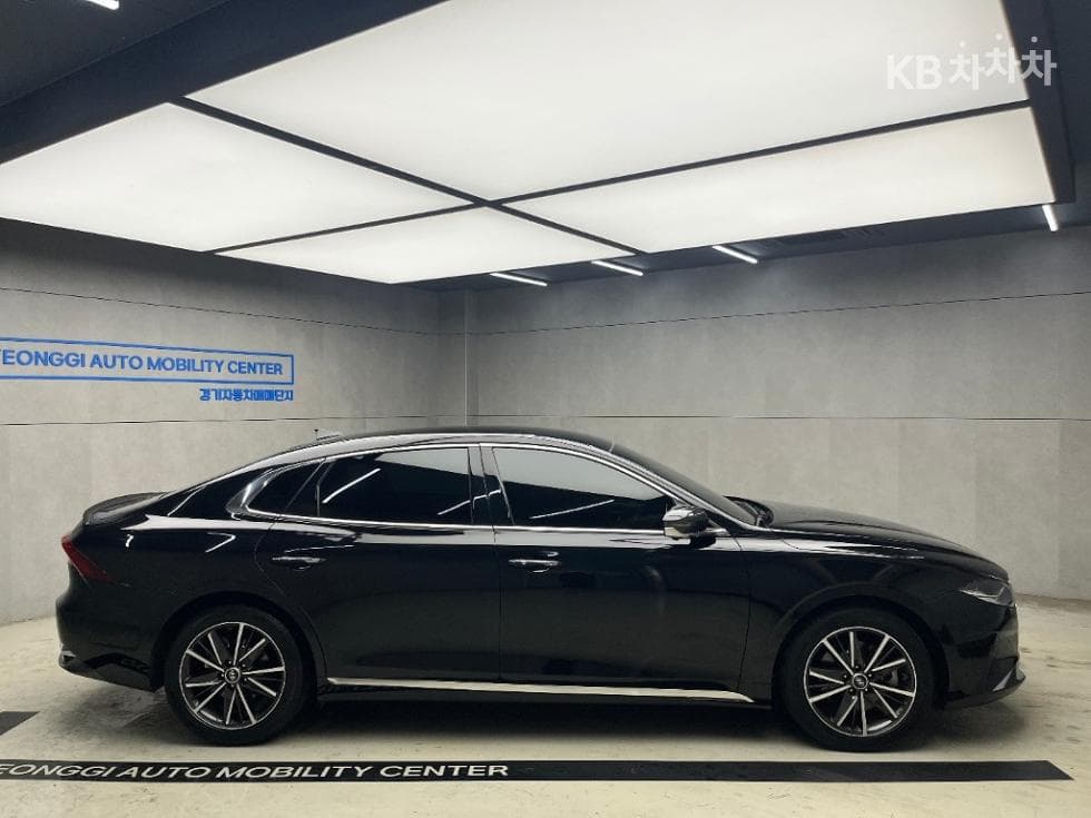Hyundai The New (facelift) Grandeur (Azera)3.3 Le Blanc - 2