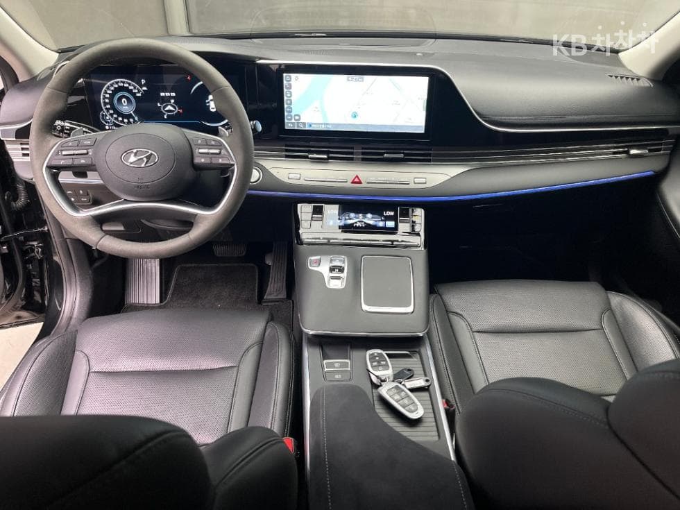 Hyundai The New (facelift) Grandeur (Azera)3.3 Le Blanc - 7