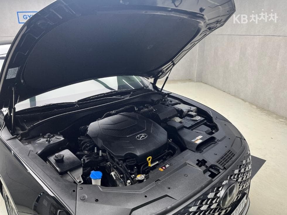 Hyundai The New (facelift) Grandeur (Azera)3.3 Le Blanc - 15