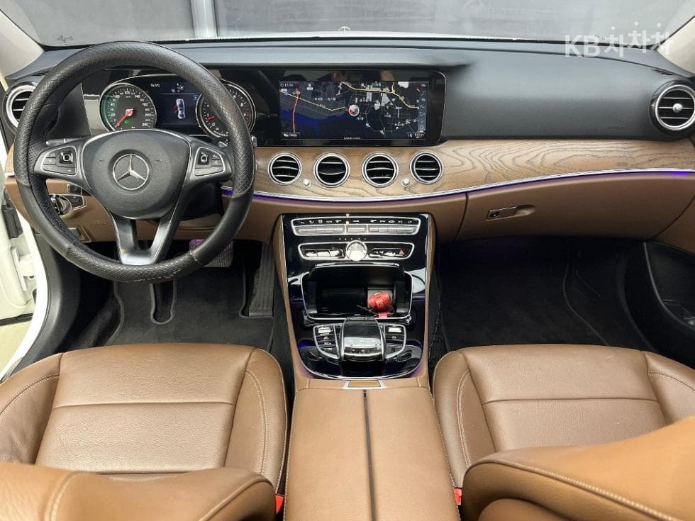 Mercedes-Benz E-ClassE300 W124 - 7
