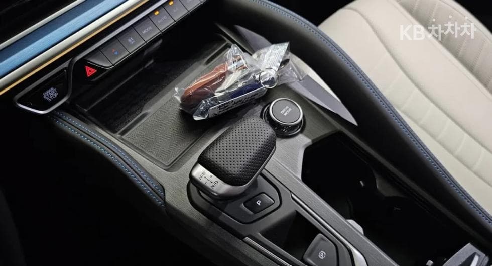 Рено Корея 필랑트1.5 E-TECH 에스프리 알핀 2WD Стандартен - 9