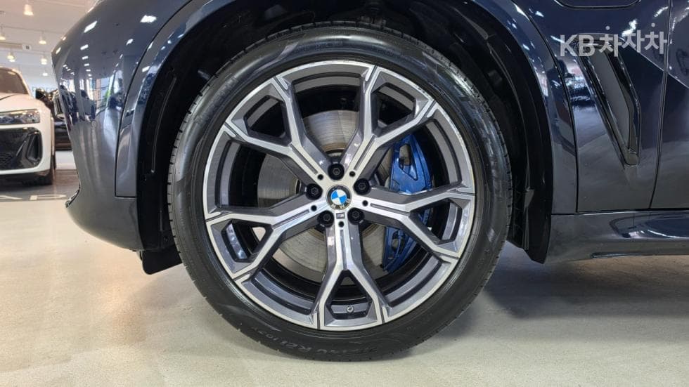 BMW X5 (G05)xDrive 45e M Sport - 5