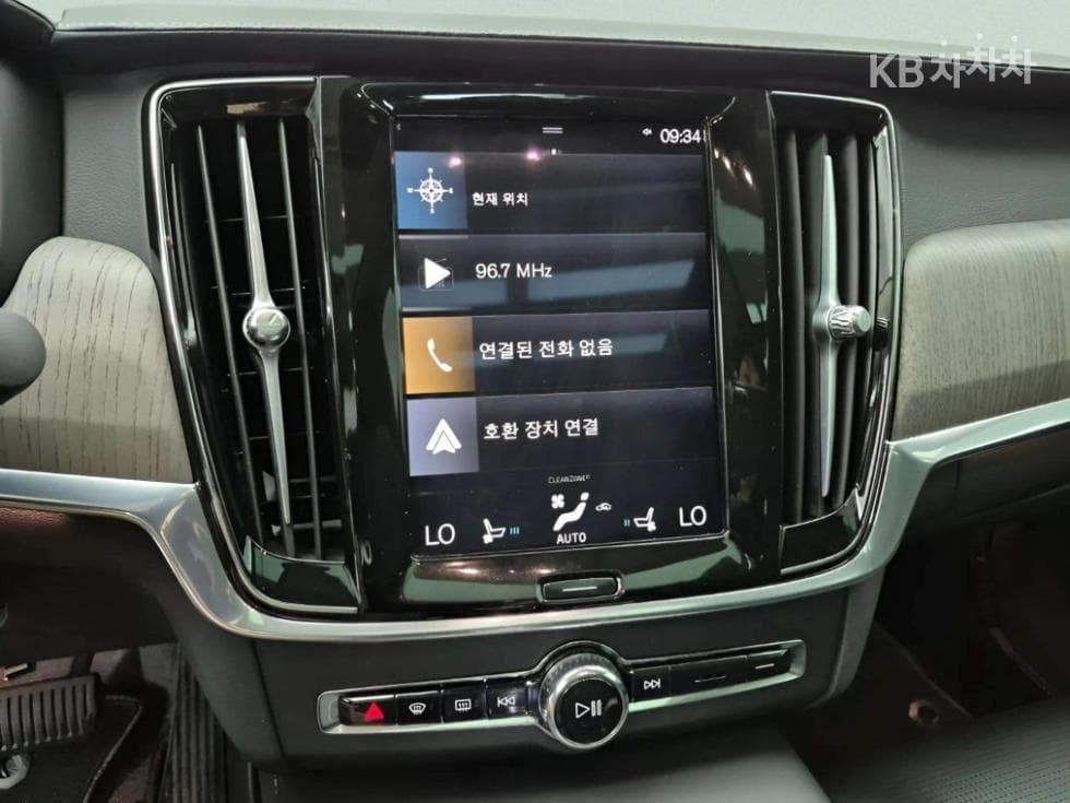 Volvo S90 Второ поколениеB6 Inscription - 12