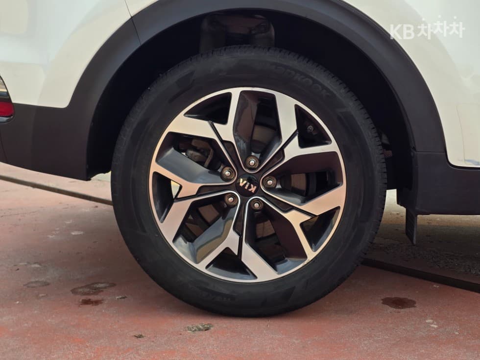 Kia Sportage 더 볼드Smart스트림 D 1.6 Diesel 2WD Prestige - 19