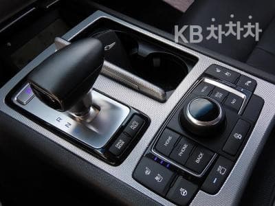 Genesis G803.8 GDI AWD Prestige - 11