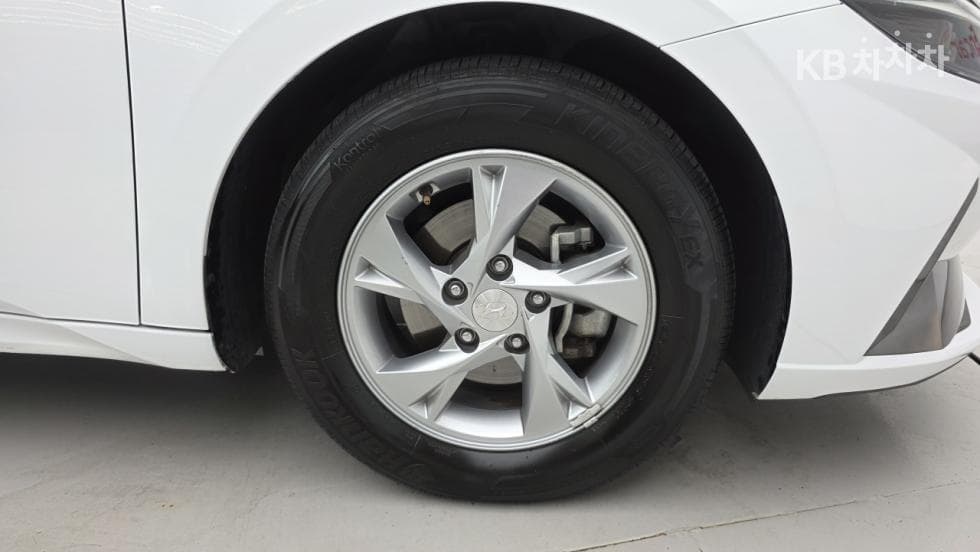 Хюндай All New Avante (Elantra)(CN7)1.6 Бензин Modern - 21