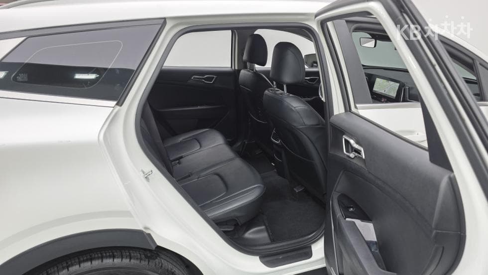 Kia The All New SportageD2.0 2WD Prestige - 11