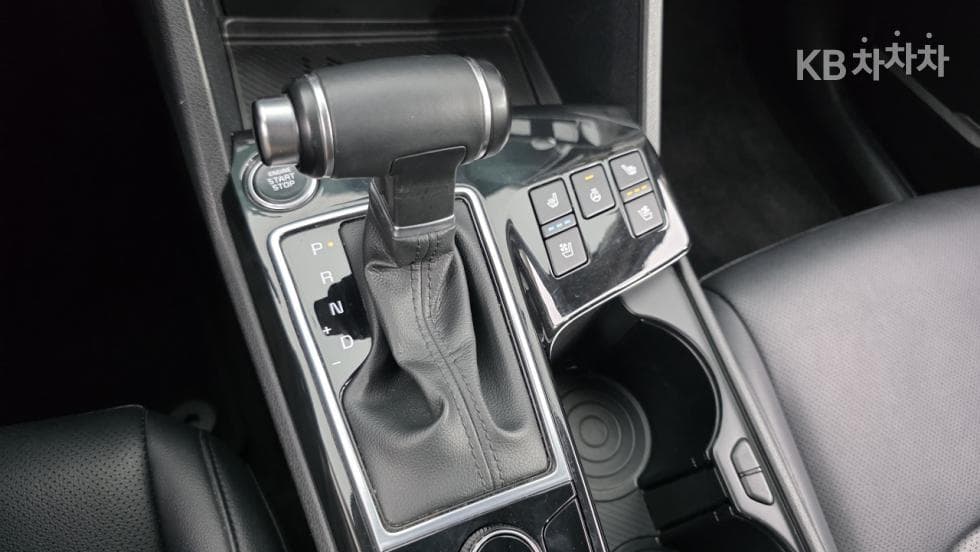 Kia The All New SportageD2.0 2WD Prestige - 26