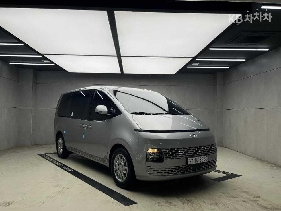 Хюндай Staria 2.2 Турер 11 Modern - Image 1
