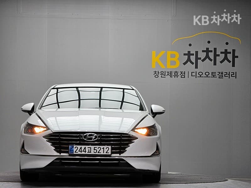 Hyundai Sonata (DN8) 2.0 LPG Rental car Style - Image 1