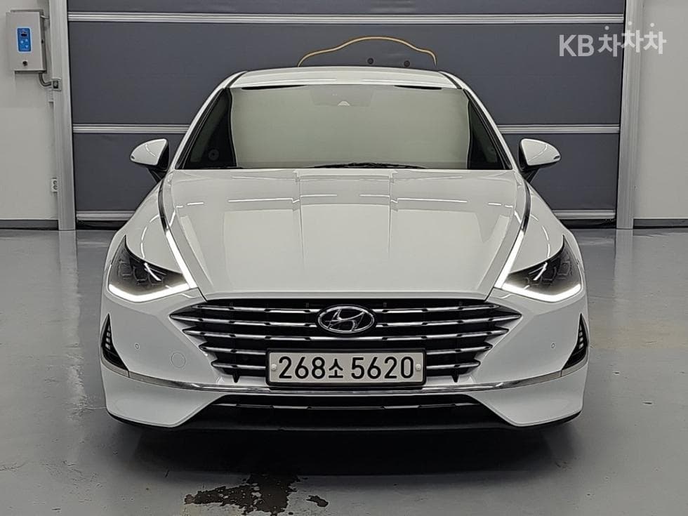 Hyundai Sonata Hybrid (DN8)2.0 Hybrid Inspiration - 2