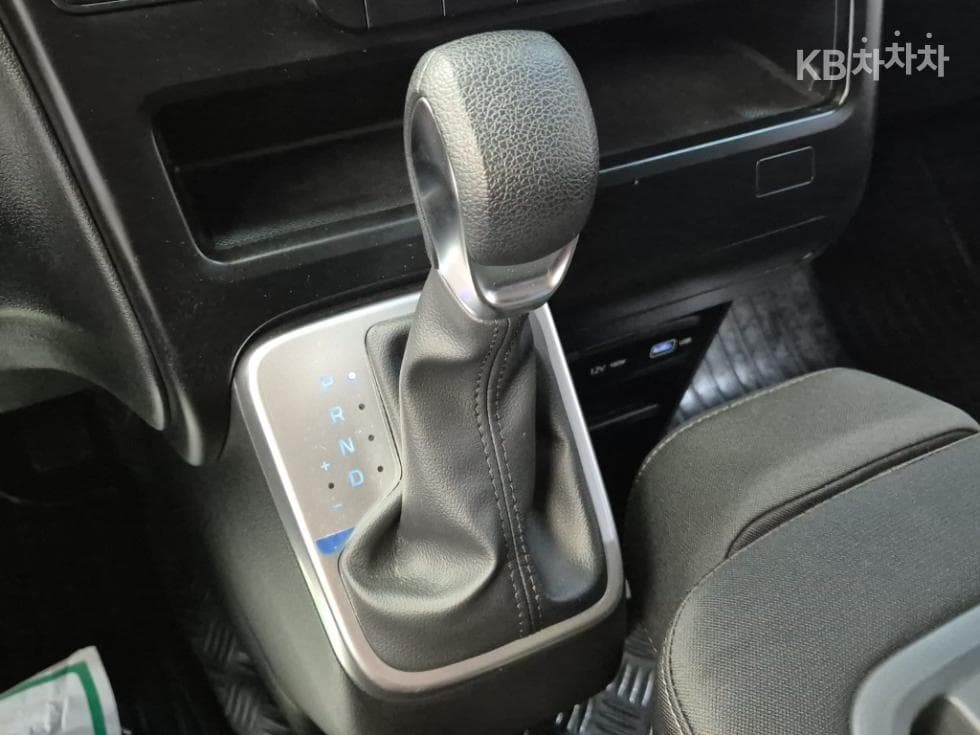 Хюндай Staria2.2 Турер 11 места Smart (Staria) - 8