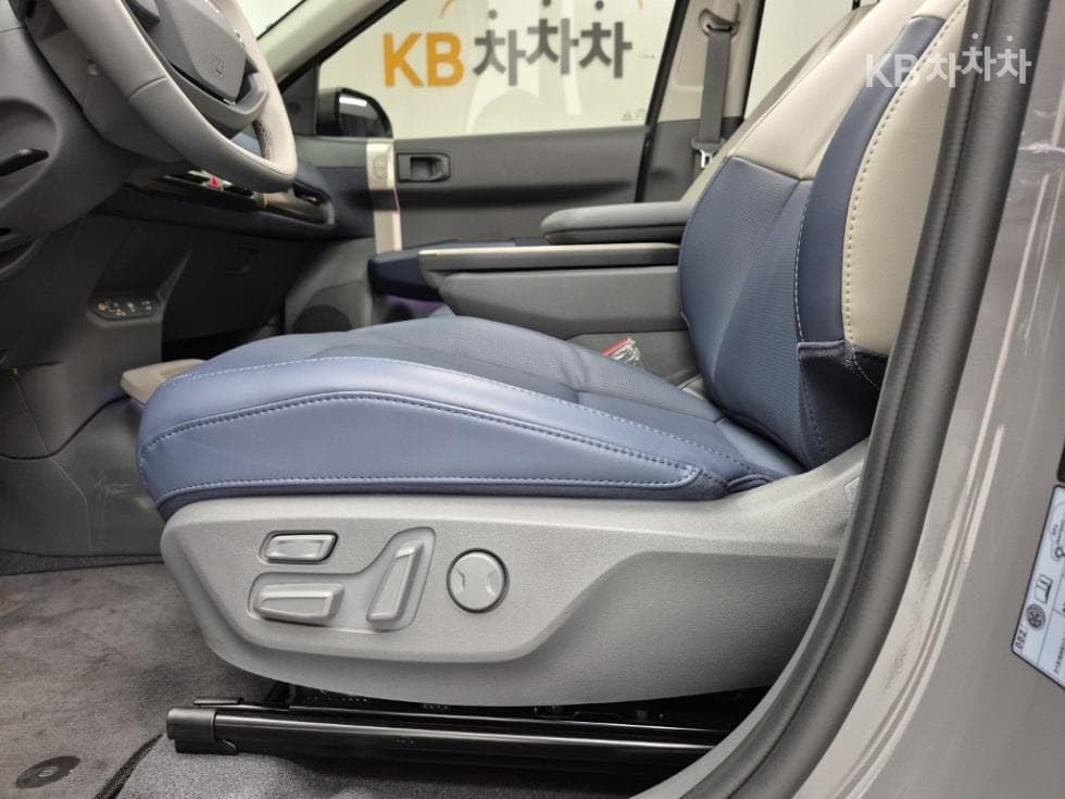 Kia EV3Long Range 2WD 어스 - 18