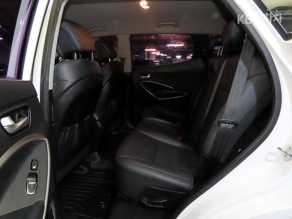Hyundai Santa Fe DMHyundai R-engine 2.0 diesel 2WD PREMIUM Standard - 7