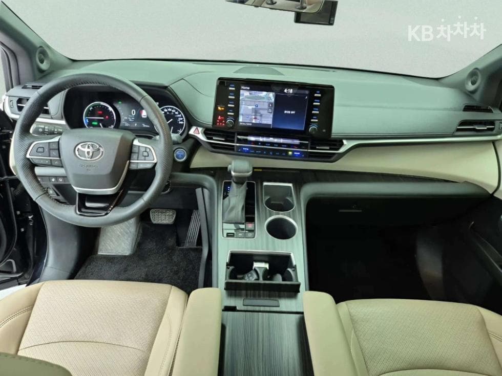 Toyota Sienna2.5L хибрид AWD - 7