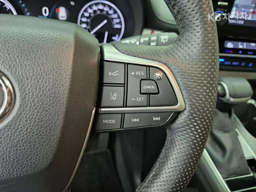 Toyota Sienna2.5L хибрид AWD - 16